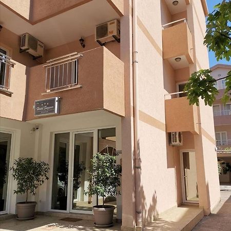 Hotel Suzana Lux Budva Exterior foto
